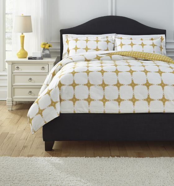 Patterned King Comforter Set Q705003k Ashley Furniture Afw