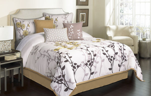 Marianna Queen Comforter Set Bedding, Pretty Queen Bed Sets