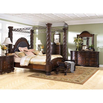 Picture of North Shore 5 Piece King Poster Bed Set